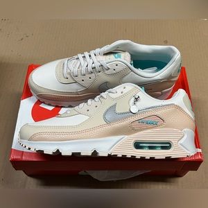 Womens Nike air max 90 “mama”